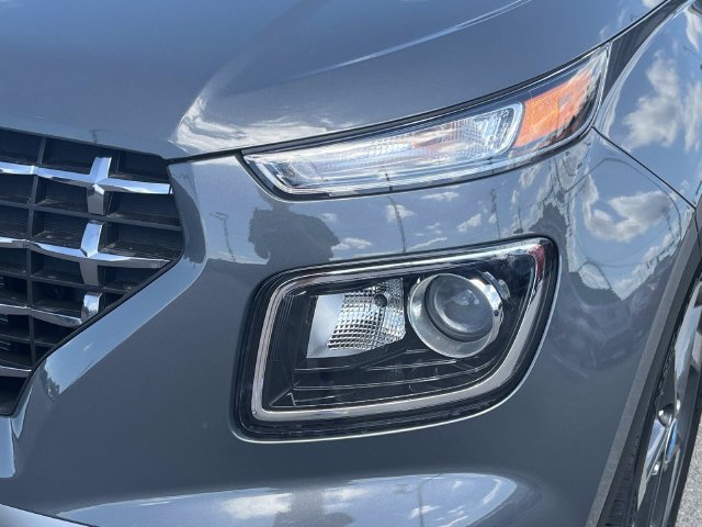 New 2026 Hyundai Venue SEL FWD image 9