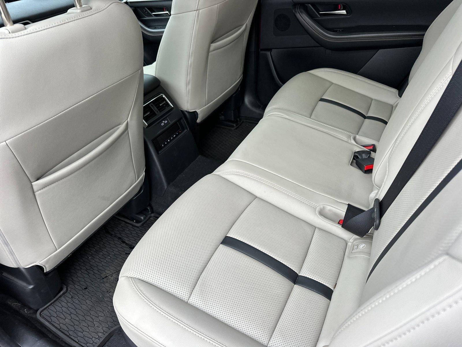 Certified 2025 MAZDA CX-90 Plug-In Hybrid w/Premium Sport image 11