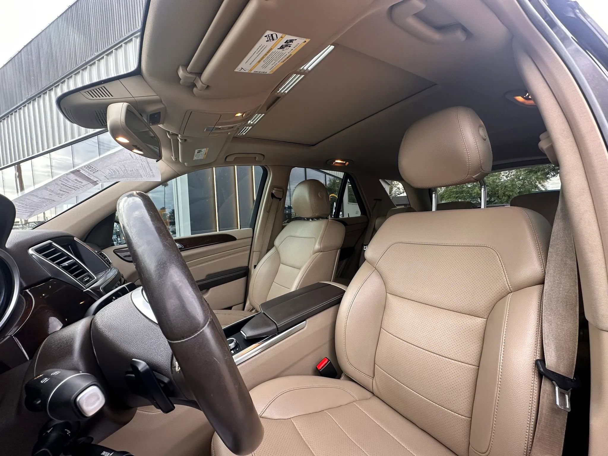 Used 2014 Mercedes-Benz ML 350 4MATIC w/ Premium 1 Package image 12
