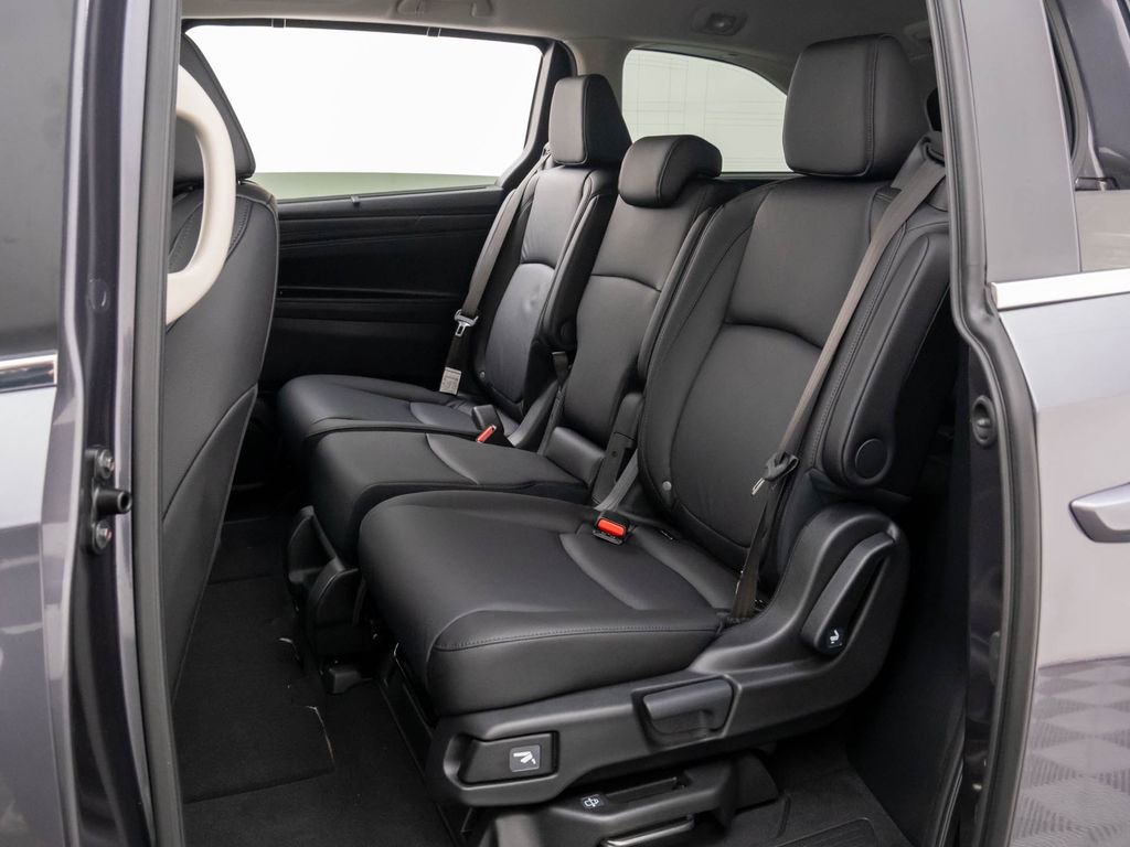 New 2026 Honda Odyssey EX-L image 17