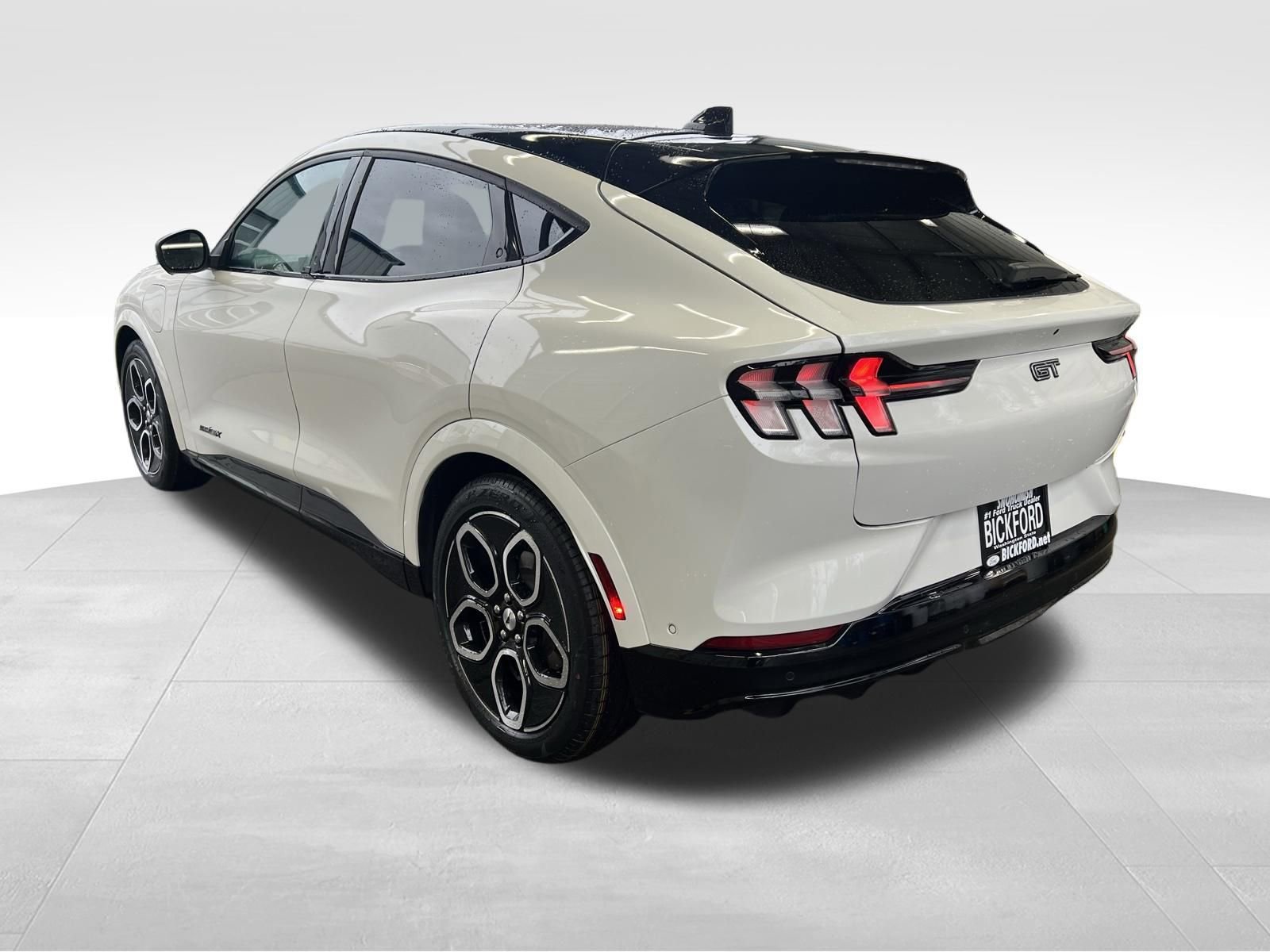 Used 2023 Ford Mustang Mach-E GT image 8