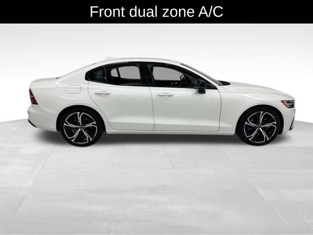 Used 2024 Volvo S60 B5 Ultimate AWD/4WD image 7