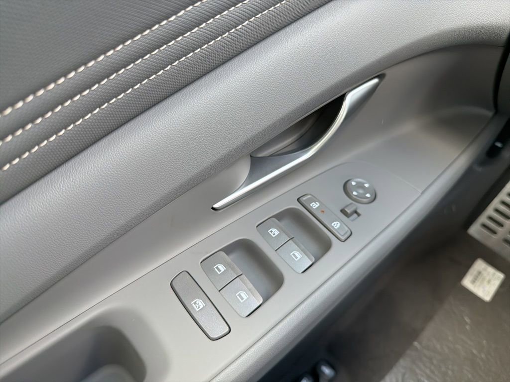 New 2026 Hyundai Elantra Sport image 27