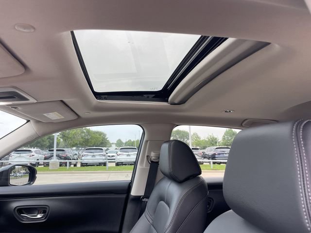 Certified 2025 Honda HR-V EX-L image 23