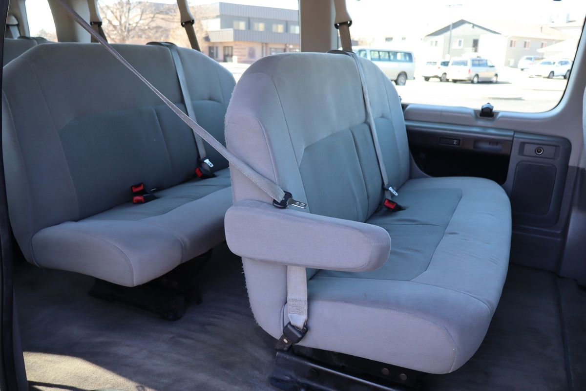 Used 2012 Ford E-350 and Econoline 350 XLT image 21
