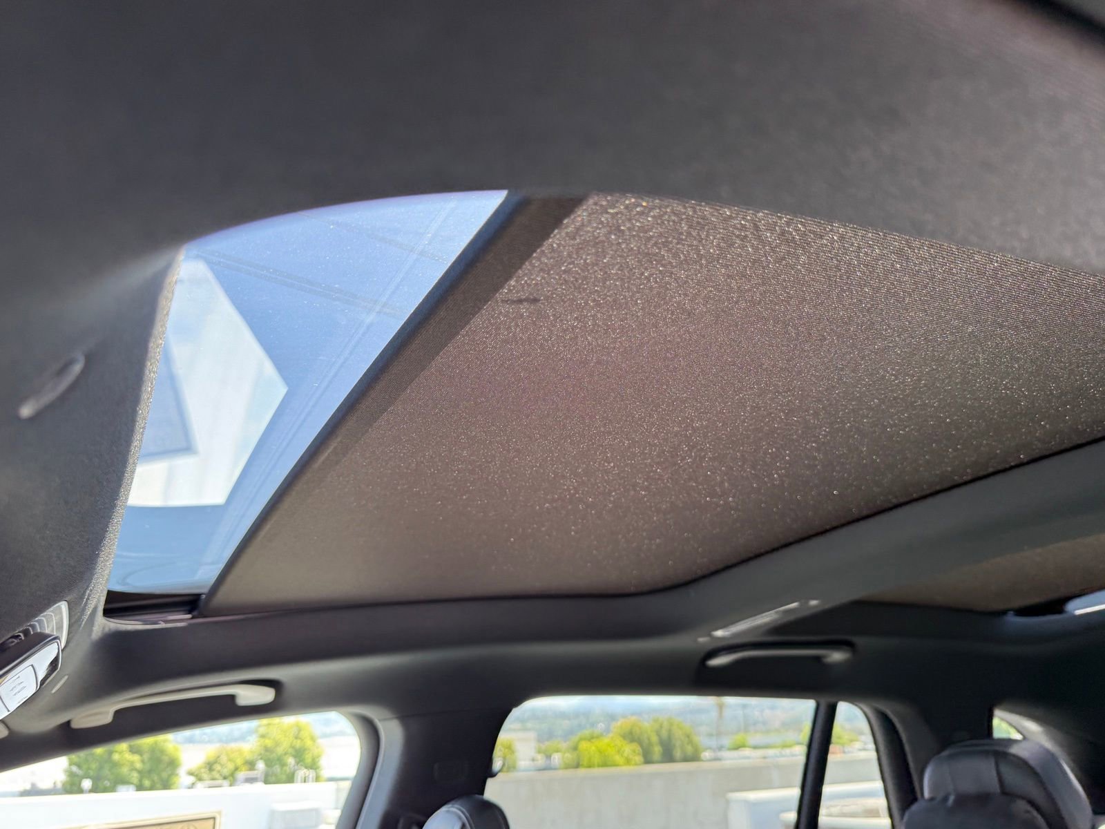 New 2026 Mercedes-Benz EQS 400 4MATIC SUV image 21