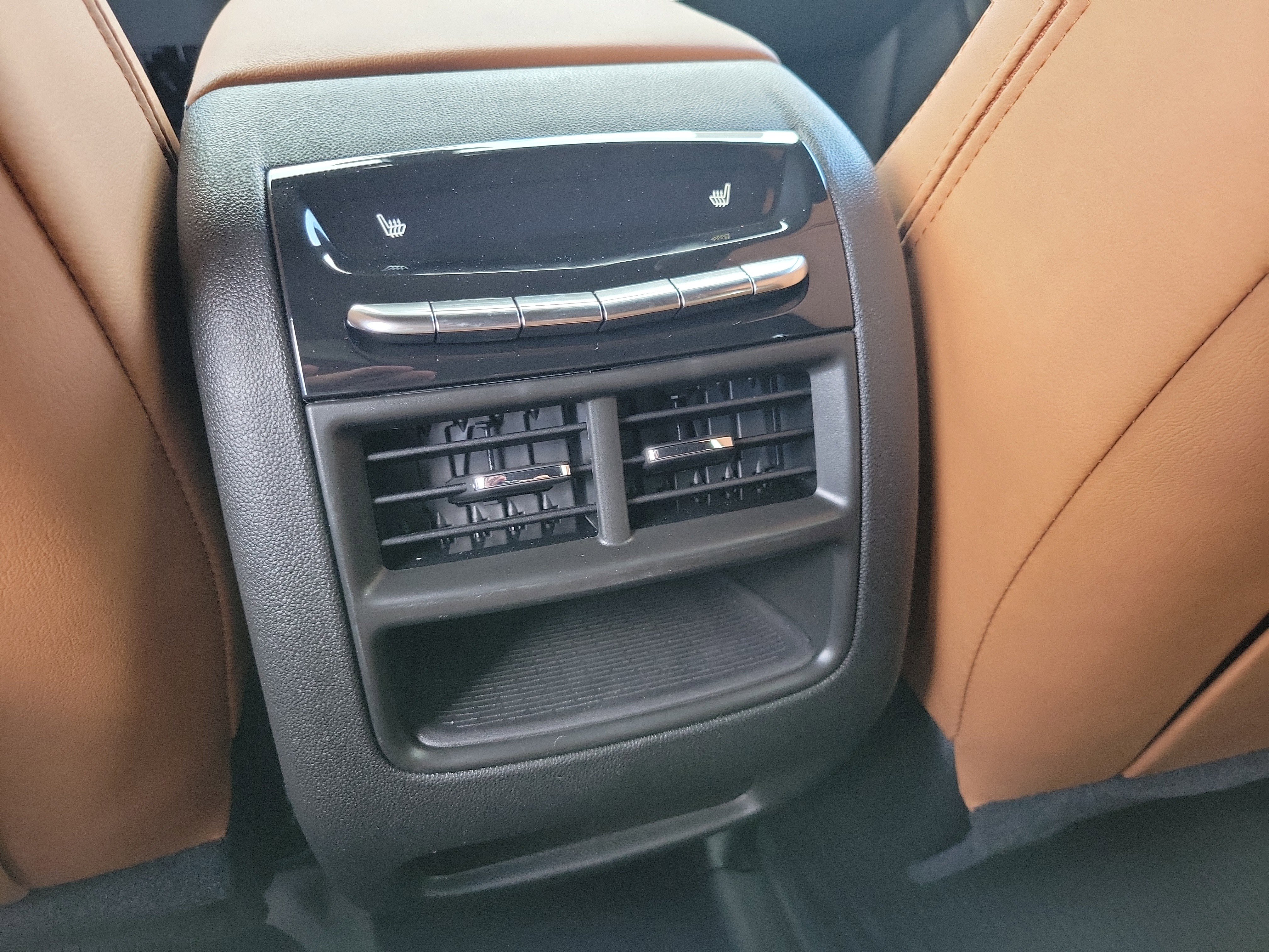 New 2026 Cadillac XT5 Premium Luxury w/ Driver Assist Package FWD image 15
