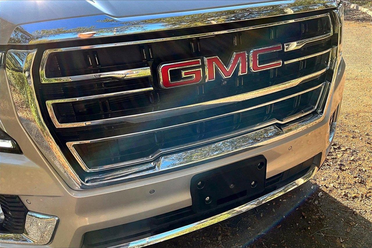 Used 2021 GMC Yukon SLT w/ SLT Luxury Plus Package image 30