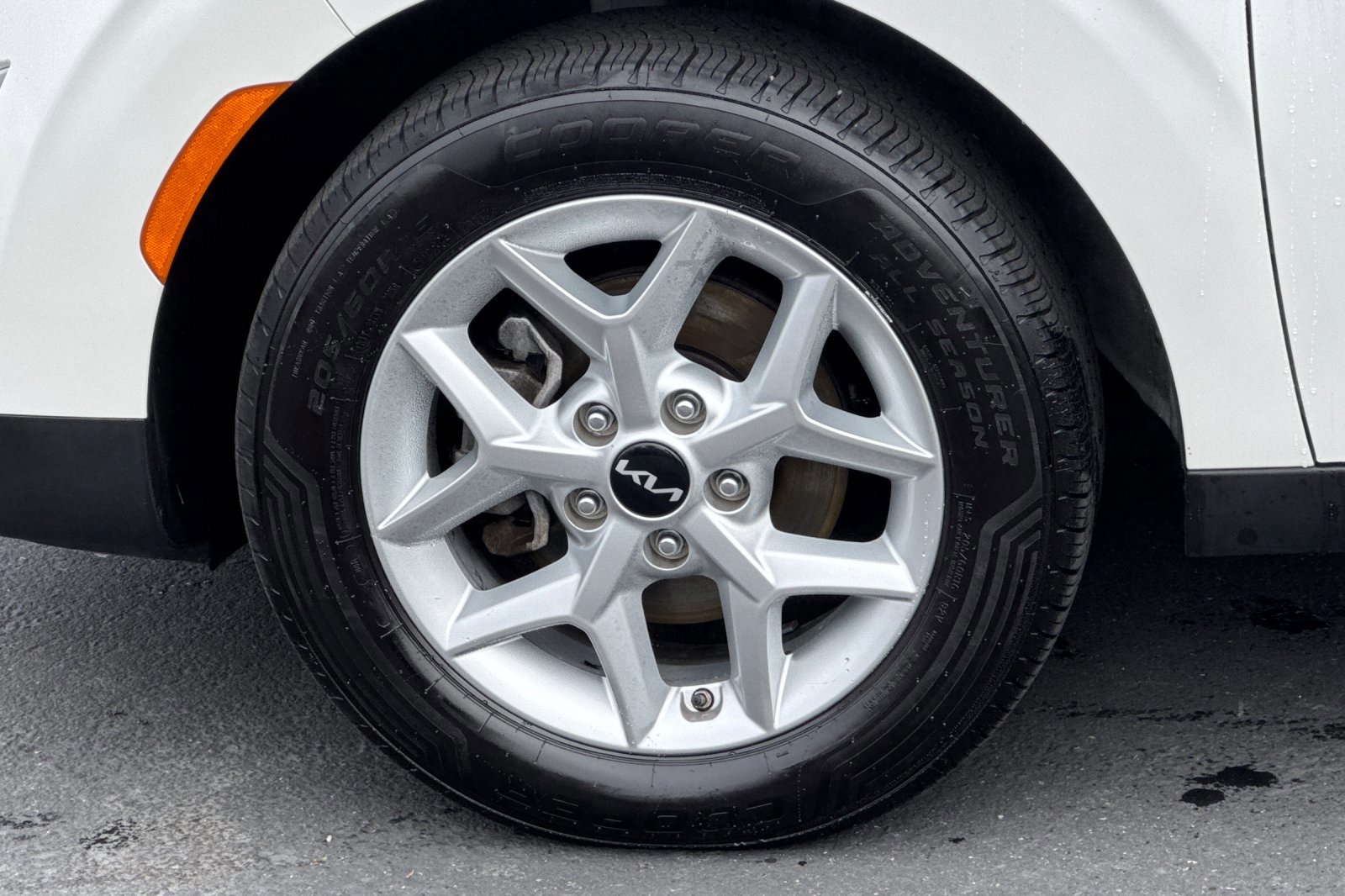 Used 2023 Kia Soul LX w/ LX Technology Package image 24