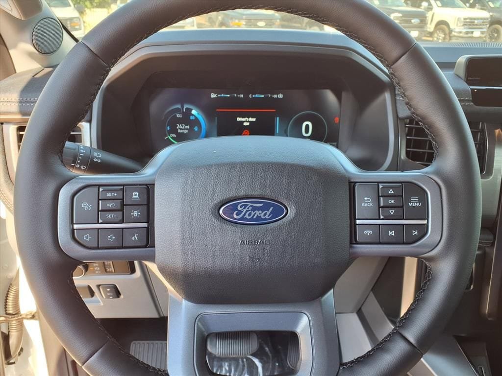 New 2025 Ford F150 Lightning Flash image 24