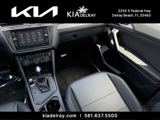 Used 2019 Volkswagen Tiguan SE w/ Panoramic Sunroof Package FWD image 14
