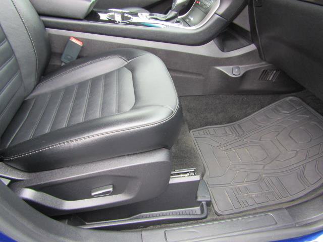 Used 2015 Ford Edge SEL w/ Equipment Group 201A AWD/4WD image 11