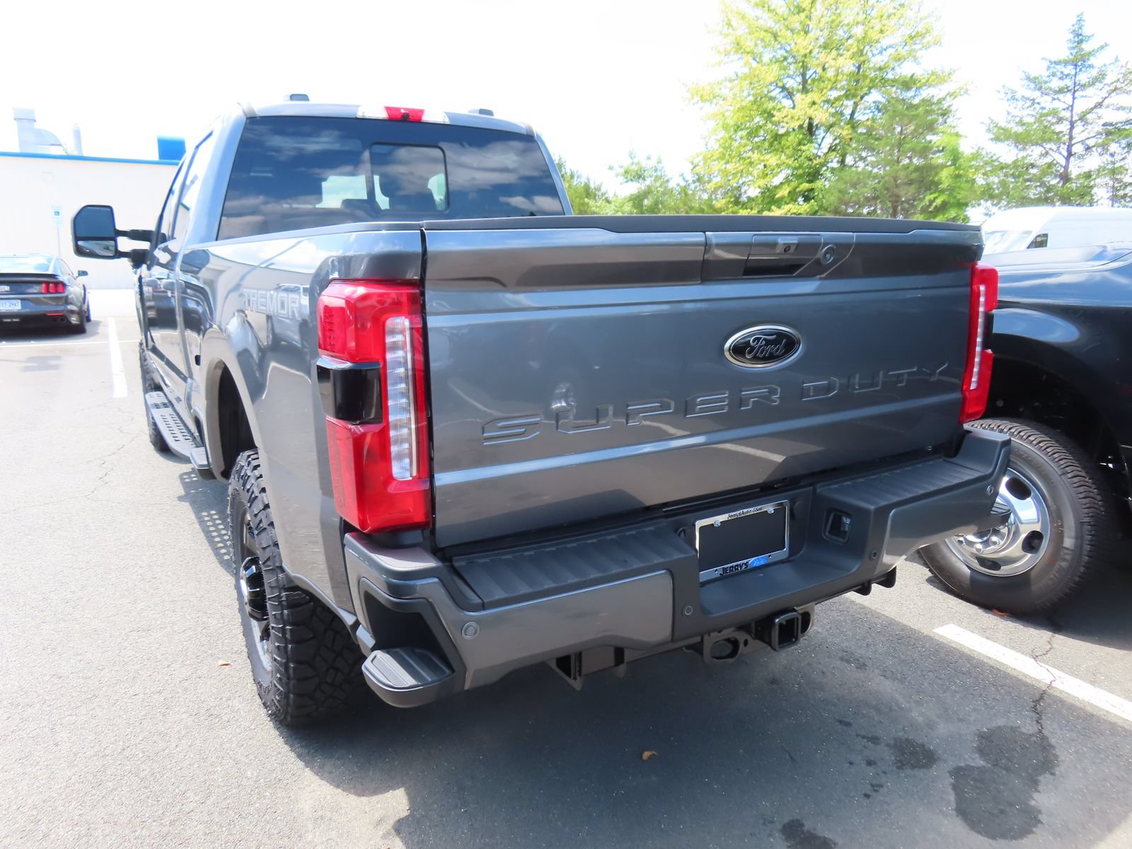 New 2026 Ford F250 Lariat w/ Tremor Off-Road Package AWD/4WD image 5