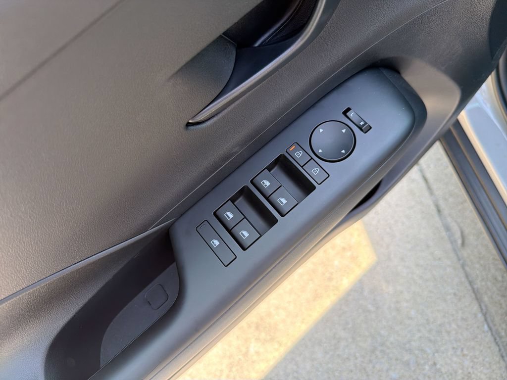 New 2026 Hyundai Kona SE AWD/4WD image 14