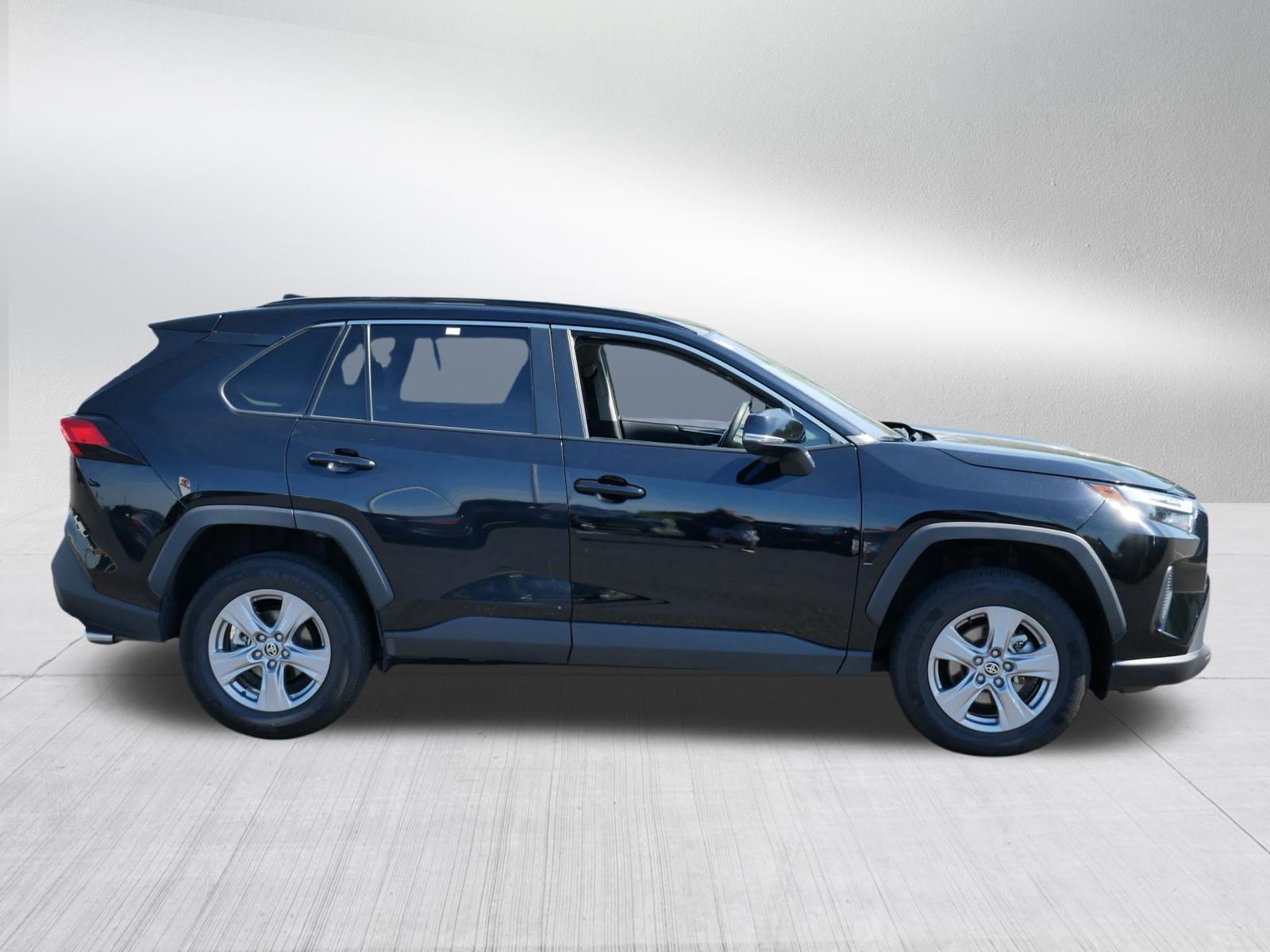Certified 2025 Toyota RAV4 XLE AWD/4WD image 8
