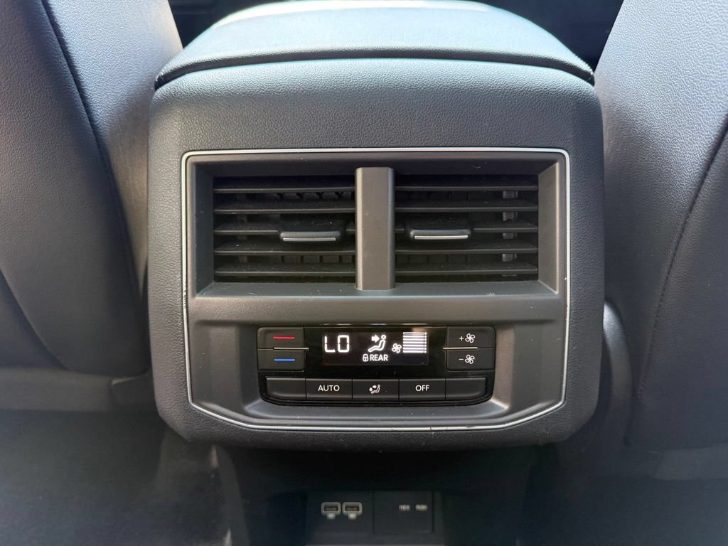 Used 2019 Volkswagen Atlas SEL AWD/4WD image 18