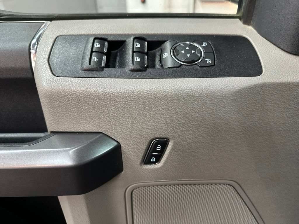 Used 2022 Ford F350 XLT w/ XLT Value Package AWD/4WD image 18
