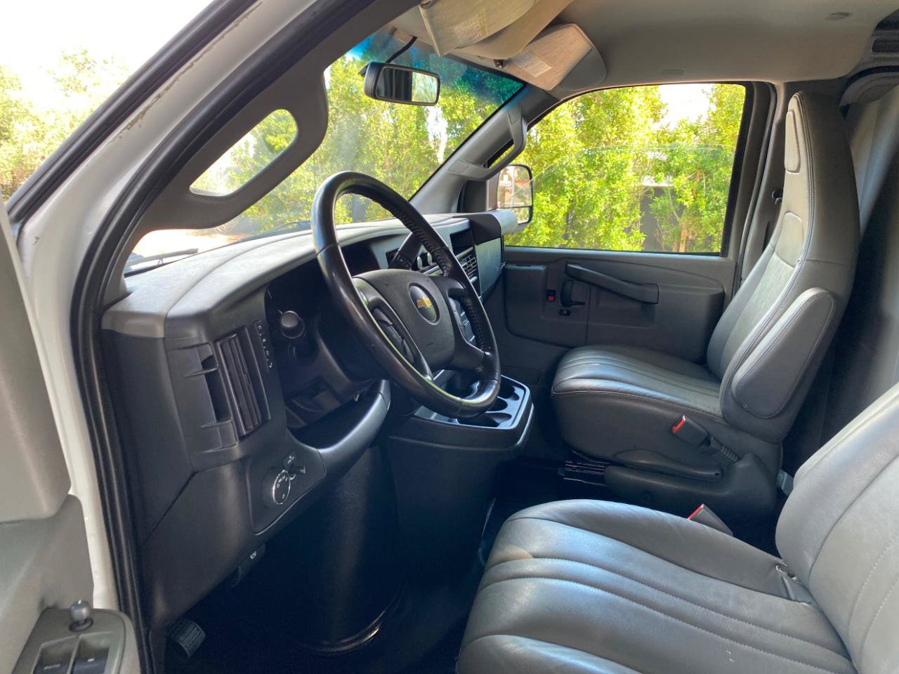 Used 2021 Chevrolet Express 2500 Extended w/ Driver Convenience Package RWD image 34