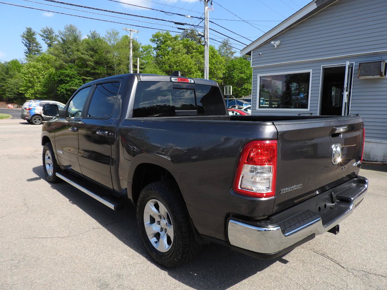 Used 2019 RAM 1500 Big Horn AWD/4WD image 2