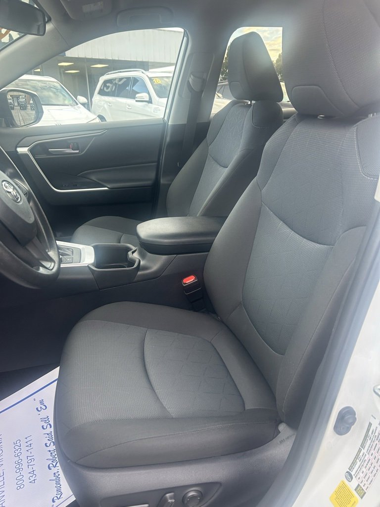 Used 2024 Toyota RAV4 XLE image 10