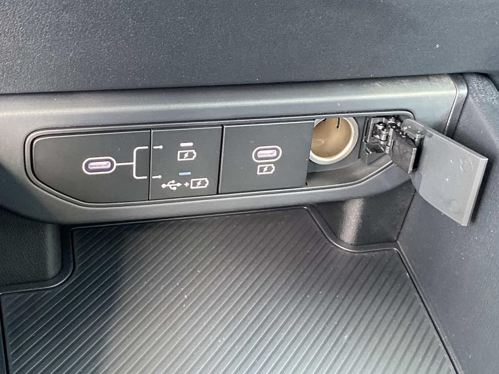 New 2026 Kia K4 FWD image 10