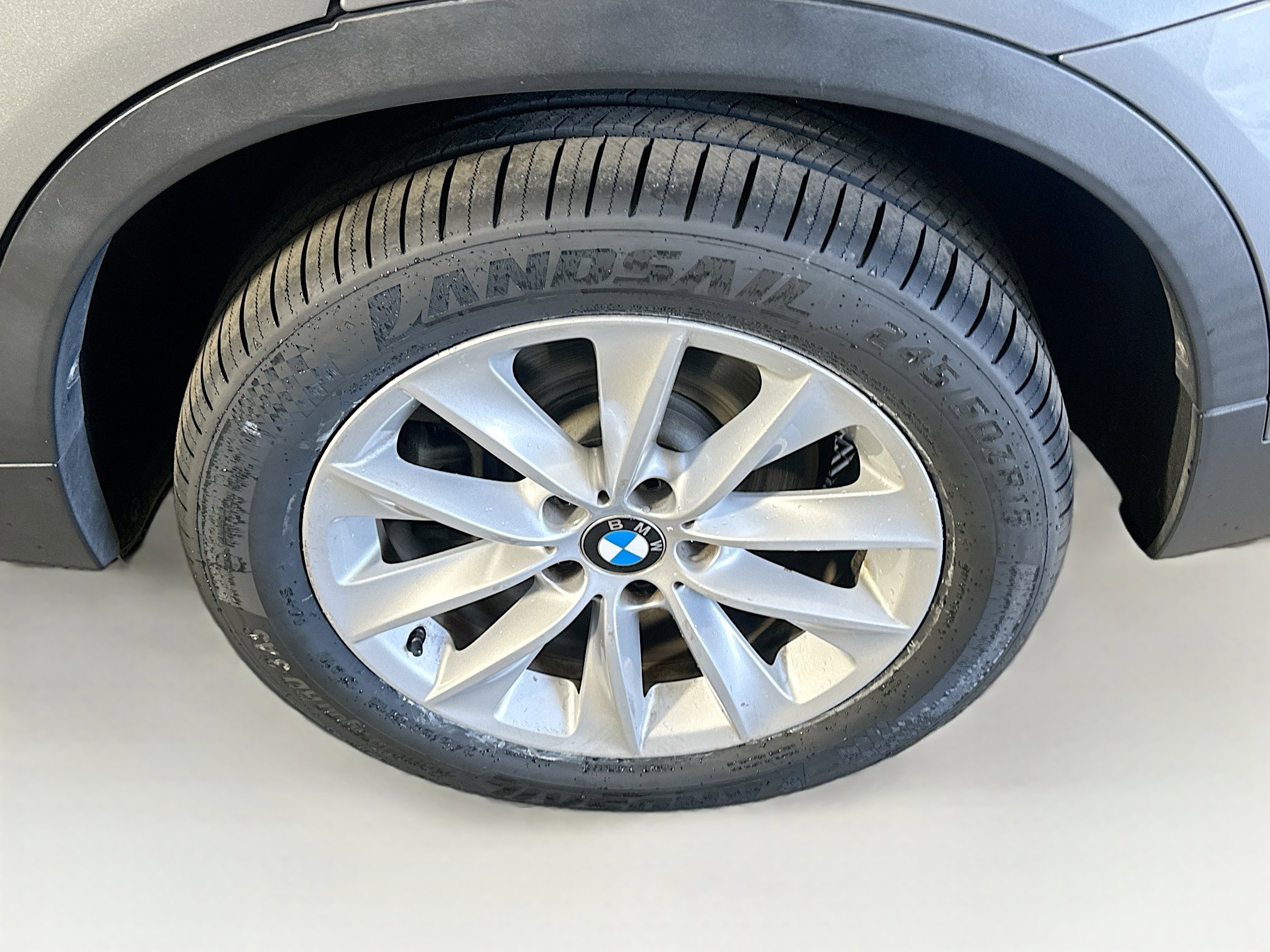 Used 2017 BMW X3 xDrive28i AWD/4WD image 11
