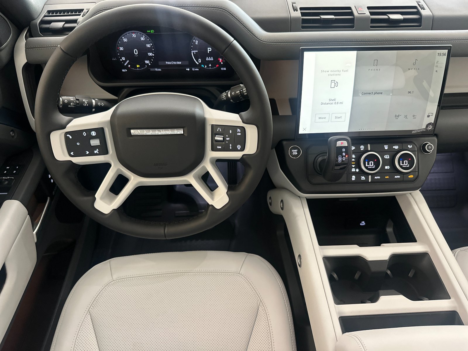 New 2026 Land Rover Defender 110 X-Dynamic SE AWD/4WD image 14