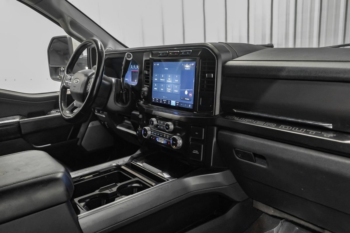 Used 2023 Ford F350 Lariat w/ Lariat Ultimate Package AWD/4WD image 13