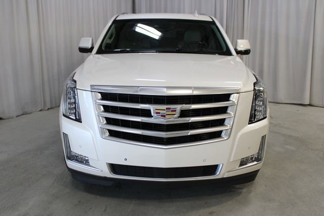 Used 2015 Cadillac Escalade ESV Premium AWD/4WD image 29