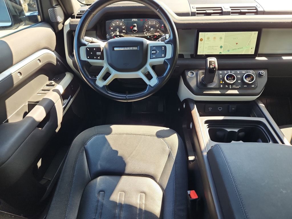 Used 2021 Land Rover Defender 110 SE AWD/4WD image 4