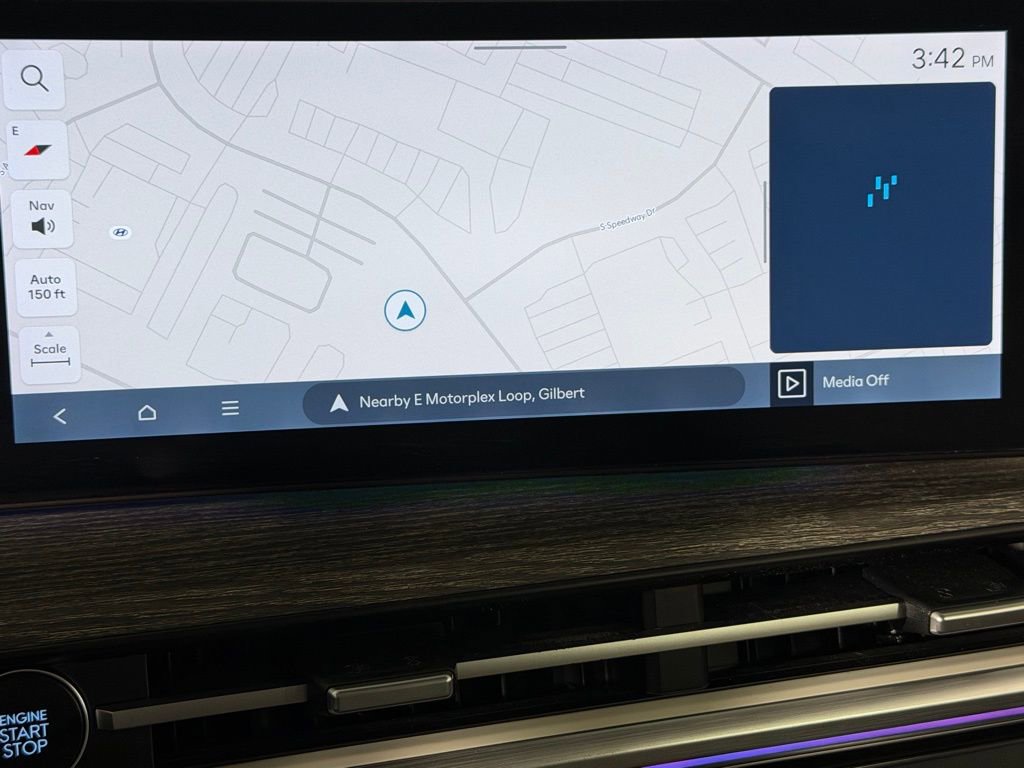 Used 2024 Hyundai Santa Fe Limited image 21