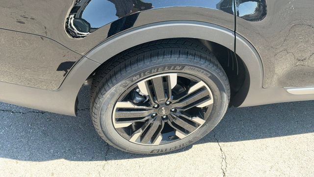 Used 2025 Kia Telluride SX w/ SX Captain's Chair Package AWD/4WD image 16