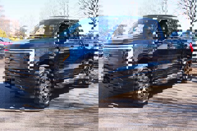 Certified 2025 Ford F150 Lightning Lariat w/ Max Trailer Tow Package image 3