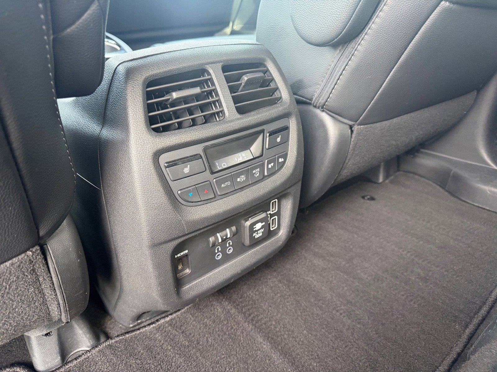 Used 2019 Honda Pilot Touring image 29