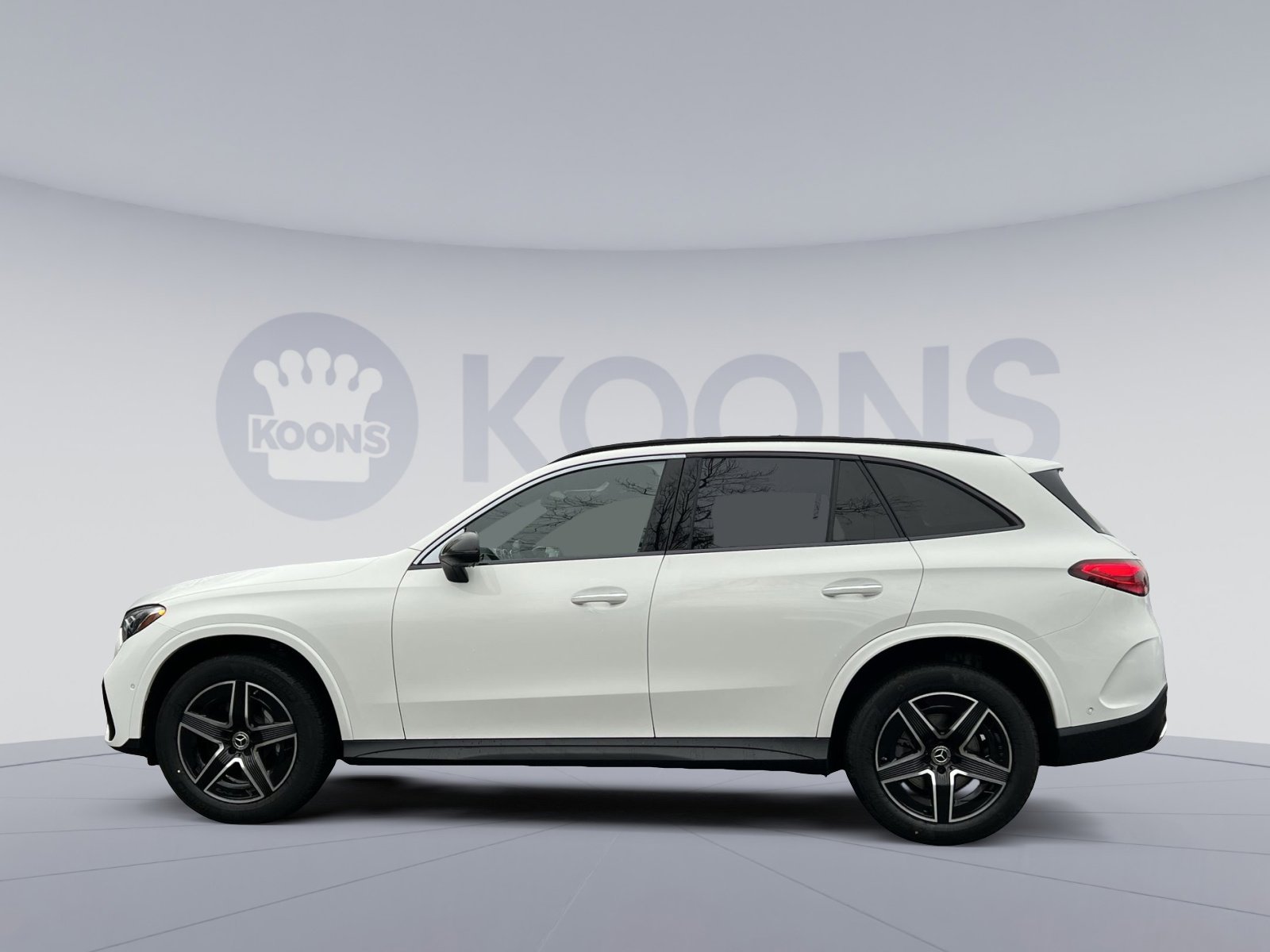 New 2026 Mercedes-Benz GLC 300 4MATIC image 2