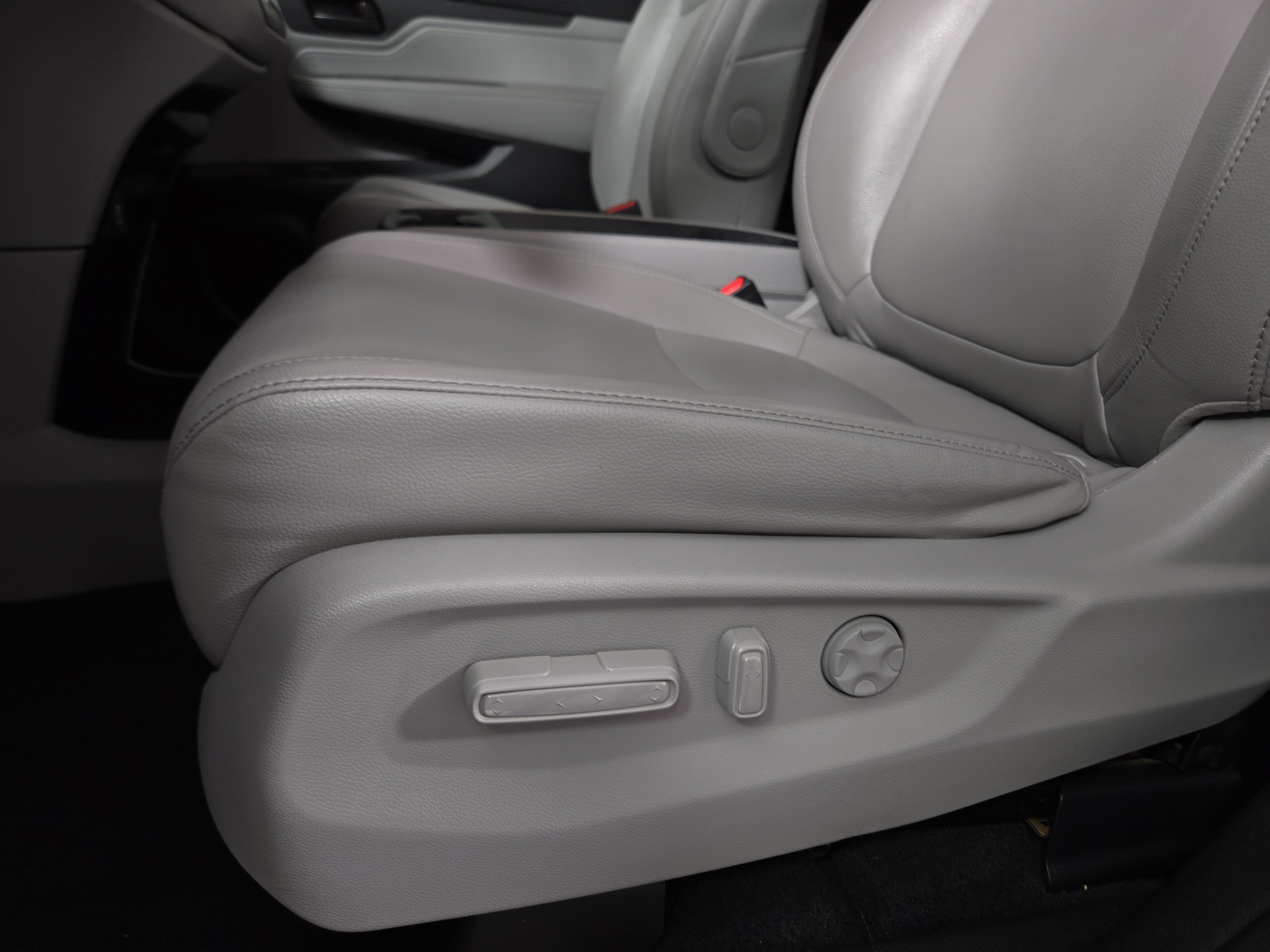 Used 2019 Honda Odyssey EX-L image 30