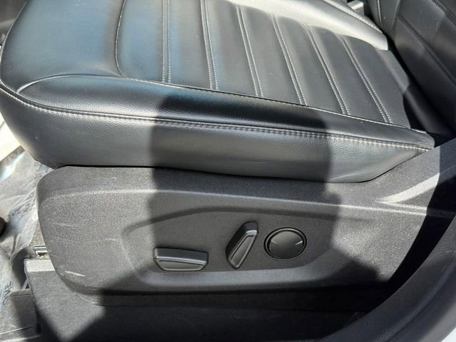 Used 2024 Ford Edge SEL AWD/4WD image 19