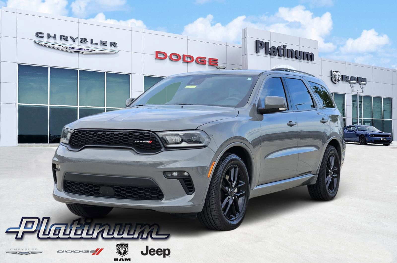 Used 2022 Dodge Durango GT RWD image 2