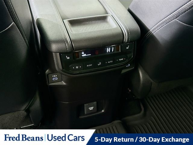 Used 2024 Toyota Grand Highlander Limited image 29