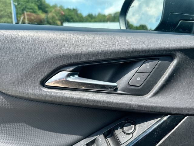 Used 2025 Chevrolet Equinox LT w/ Convenience Package II FWD image 47