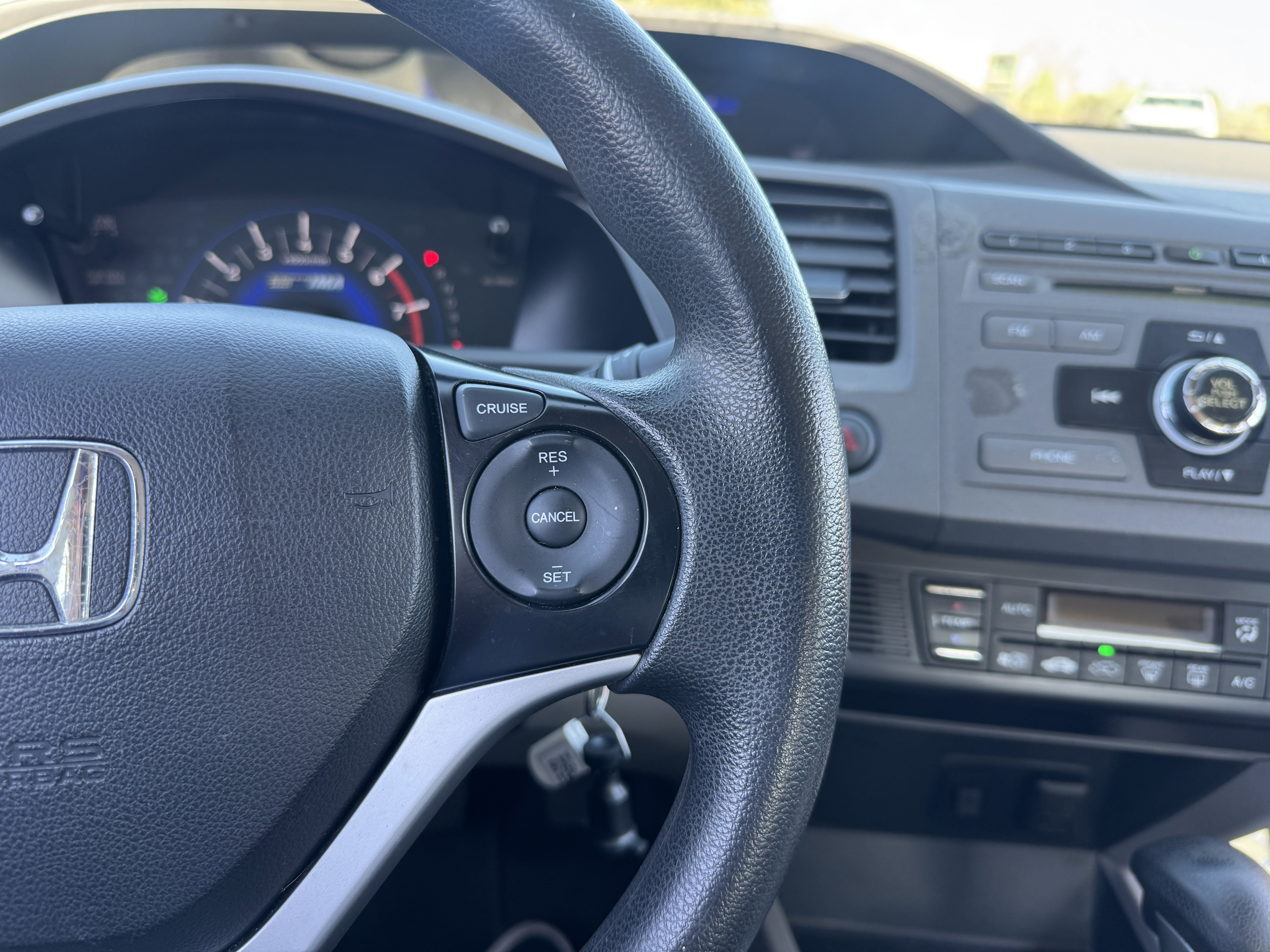 Used 2012 Honda Civic Hybrid Sedan image 25