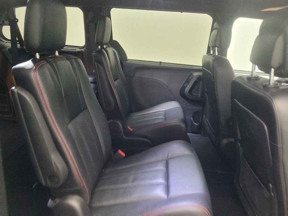 Used 2017 Dodge Grand Caravan GT FWD image 19
