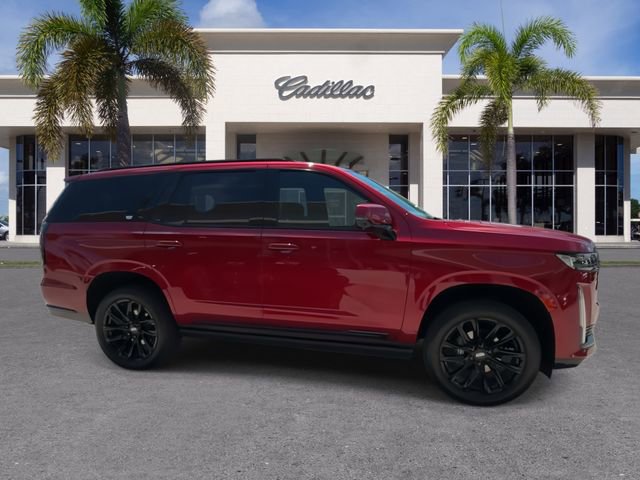 Certified 2024 Cadillac Escalade Sport w/ LPO, ONYX Package image 17