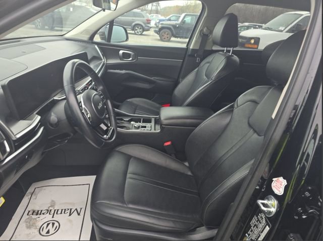 Certified 2024 Kia Sorento S image 3