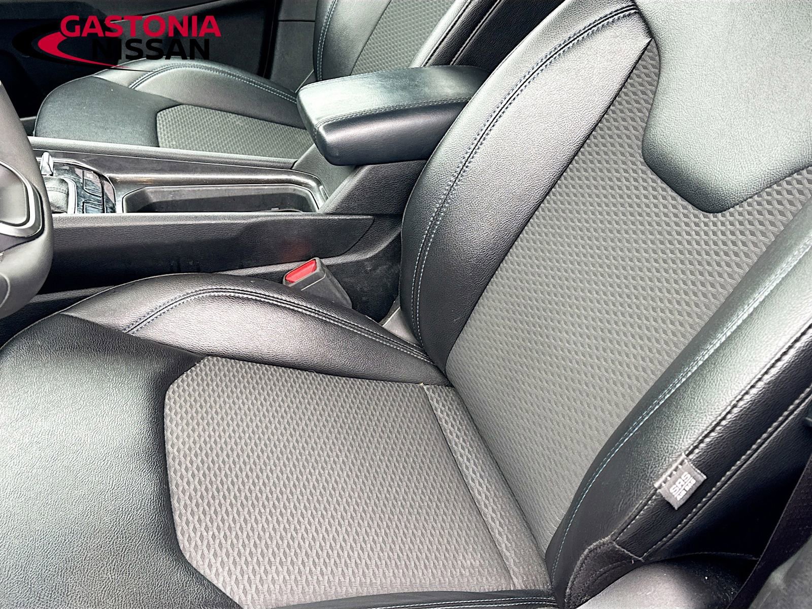 Used 2024 Jeep Compass Latitude image 22