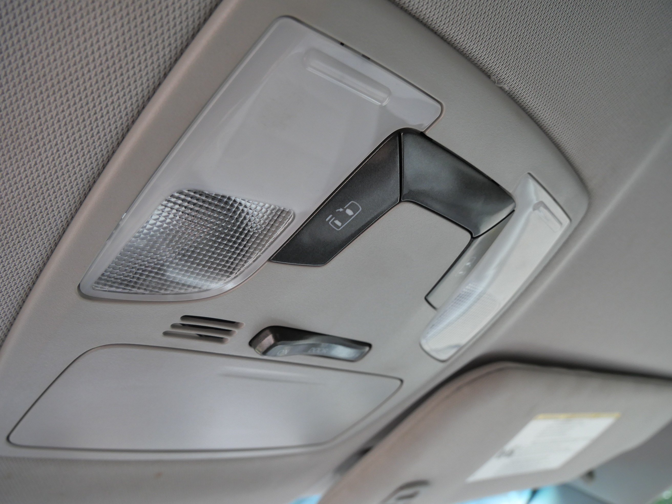 Used 2016 Toyota Sienna LE FWD image 31