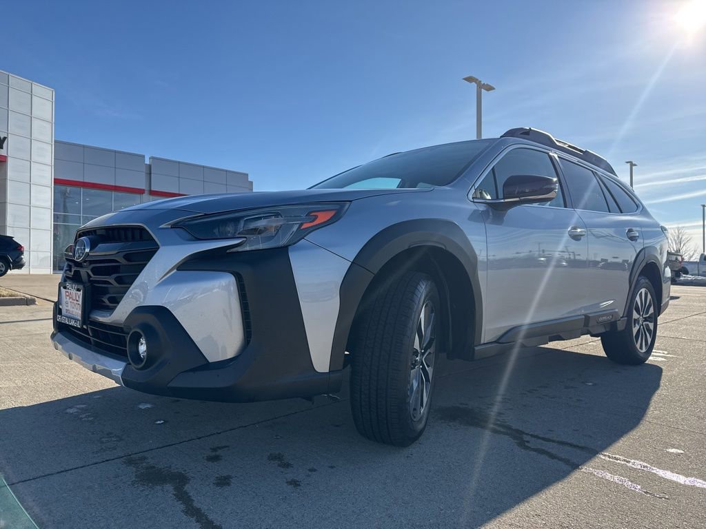 Used 2023 Subaru Outback Limited image 7