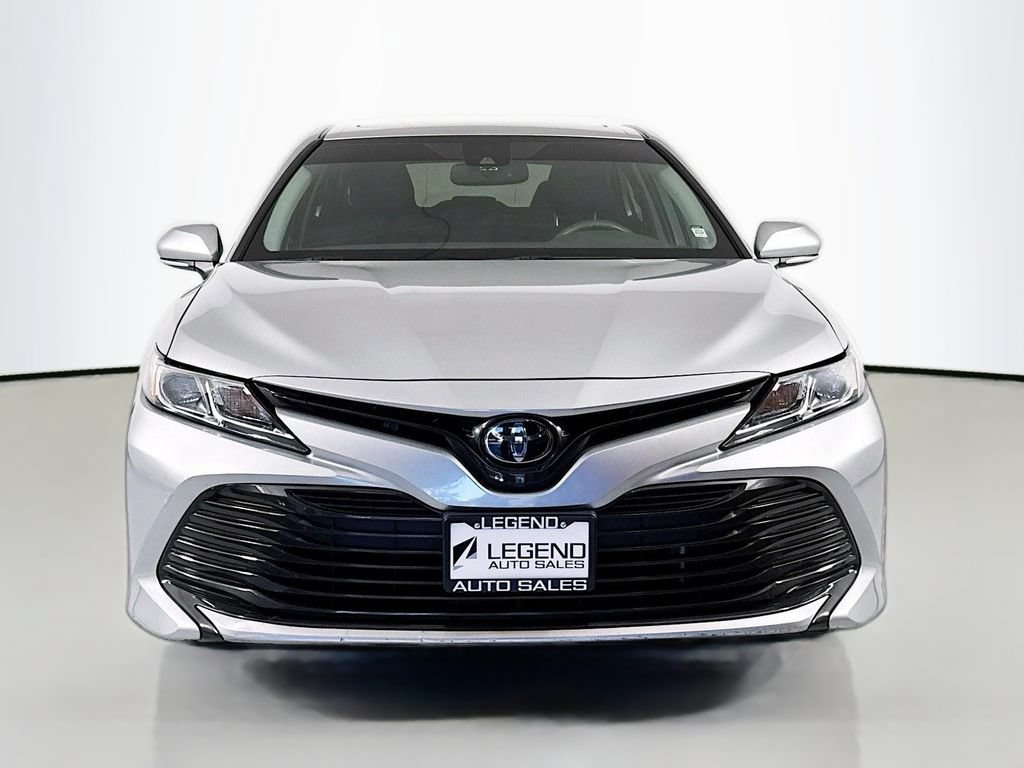 Used 2019 Toyota Camry LE w/ Convenience Package FWD image 2