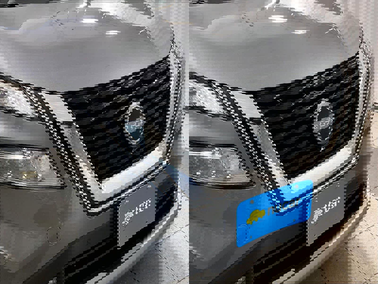 Used 2022 Nissan Rogue SL w/ SL Premium Package image 32