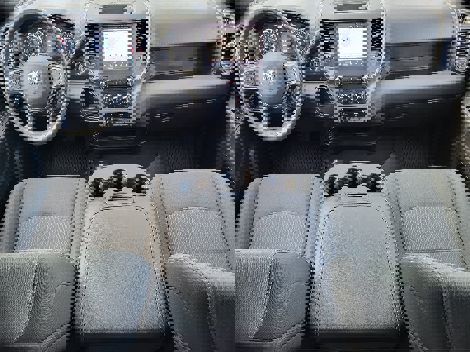 Used 2024 RAM 2500 Tradesman w/ Chrome Appearance Group image 24